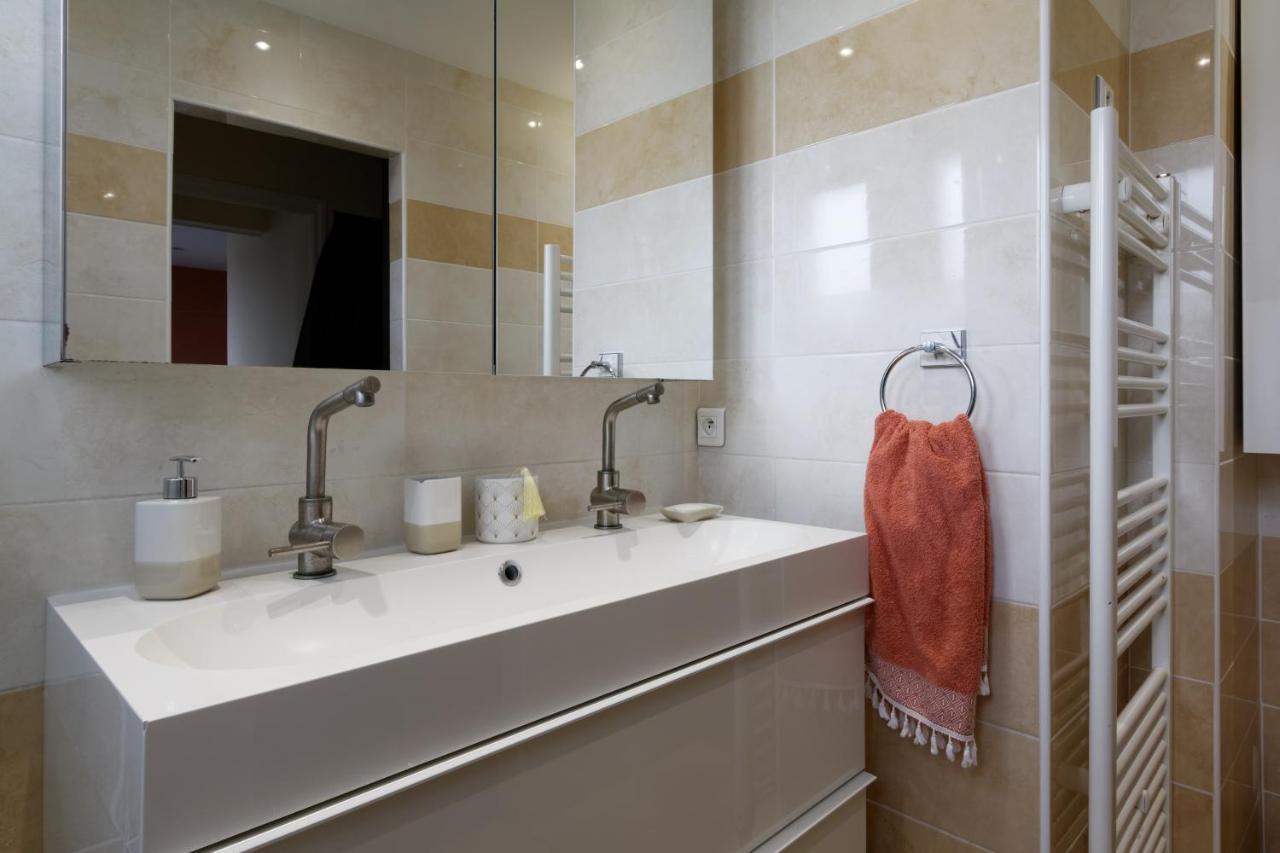 006 - Le Corum Appartement 2 Chambres, Parking, Wifi, Clim, Centre มงต์เปอลิเยร์ ภายนอก รูปภาพ